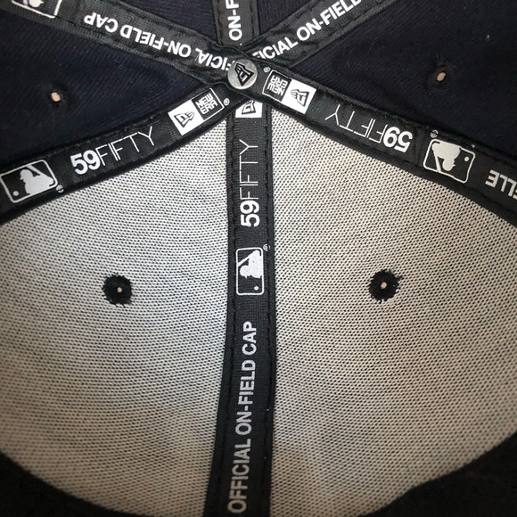 Men's New York Yankees Hat (official) - Picture 4 of 7